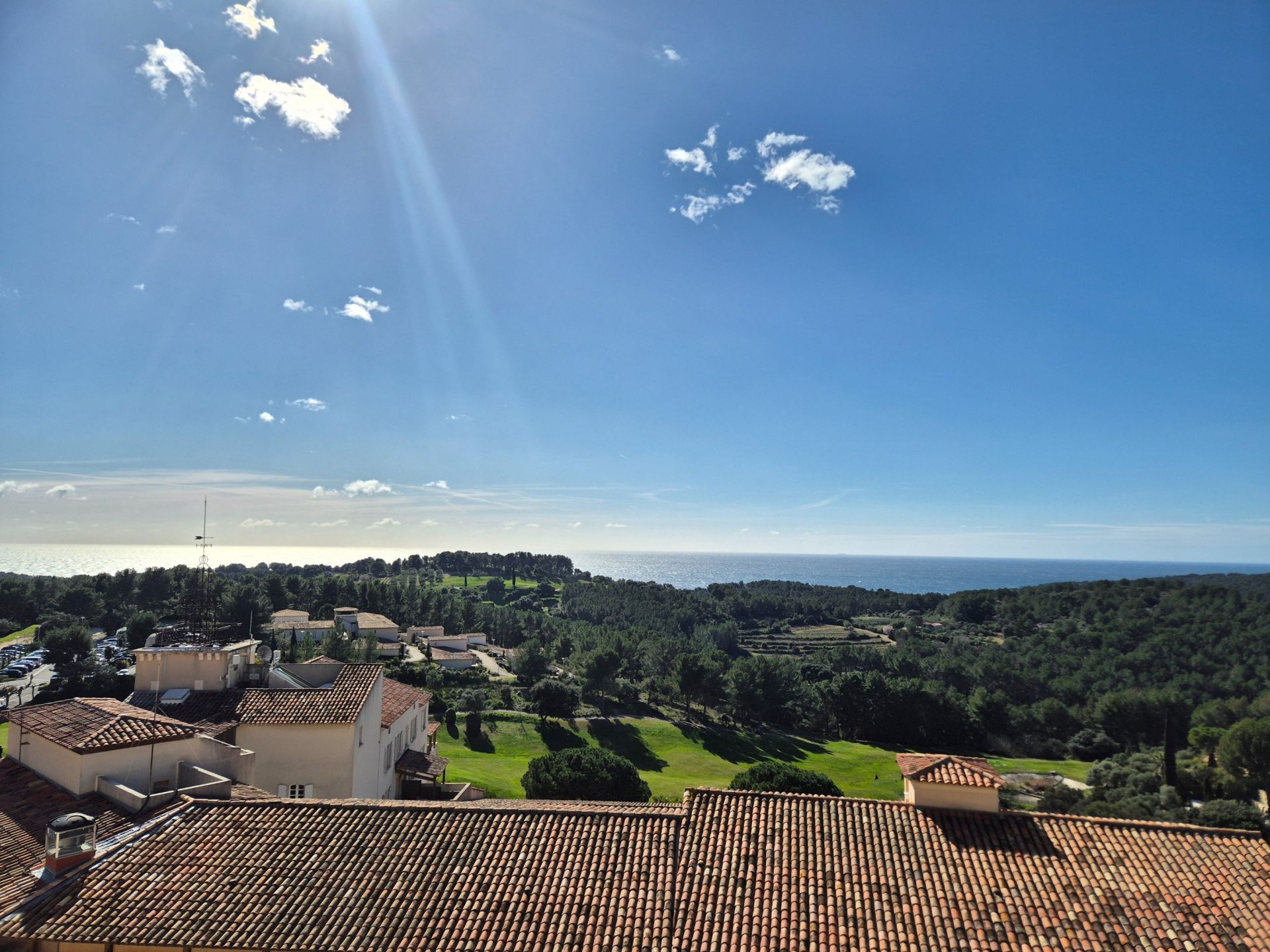 appartement 2 pièces en vente sur ST CYR SUR MER (83270)