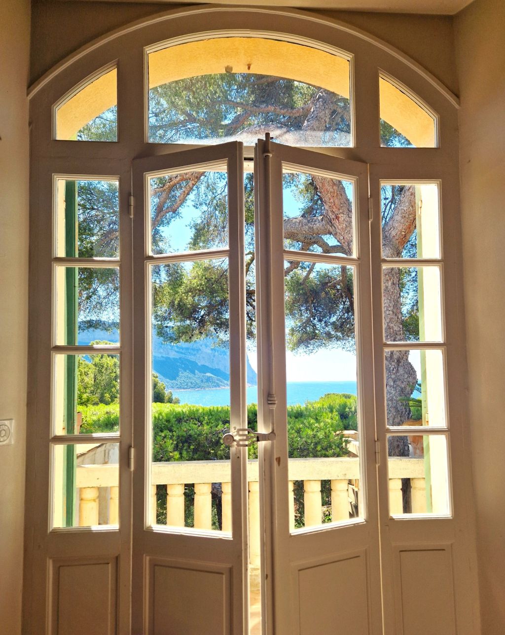 maison 9 pièces en vente sur CASSIS (13260)