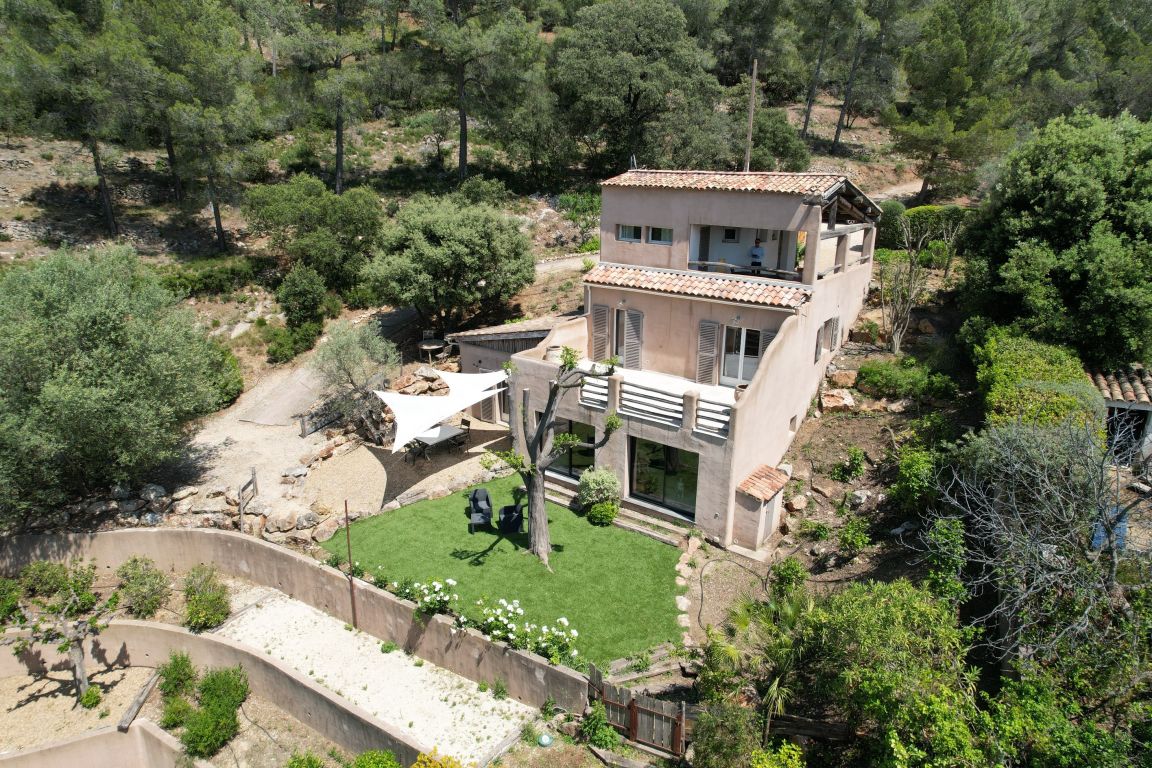 maison 5 pièces en vente sur BANDOL (83150)