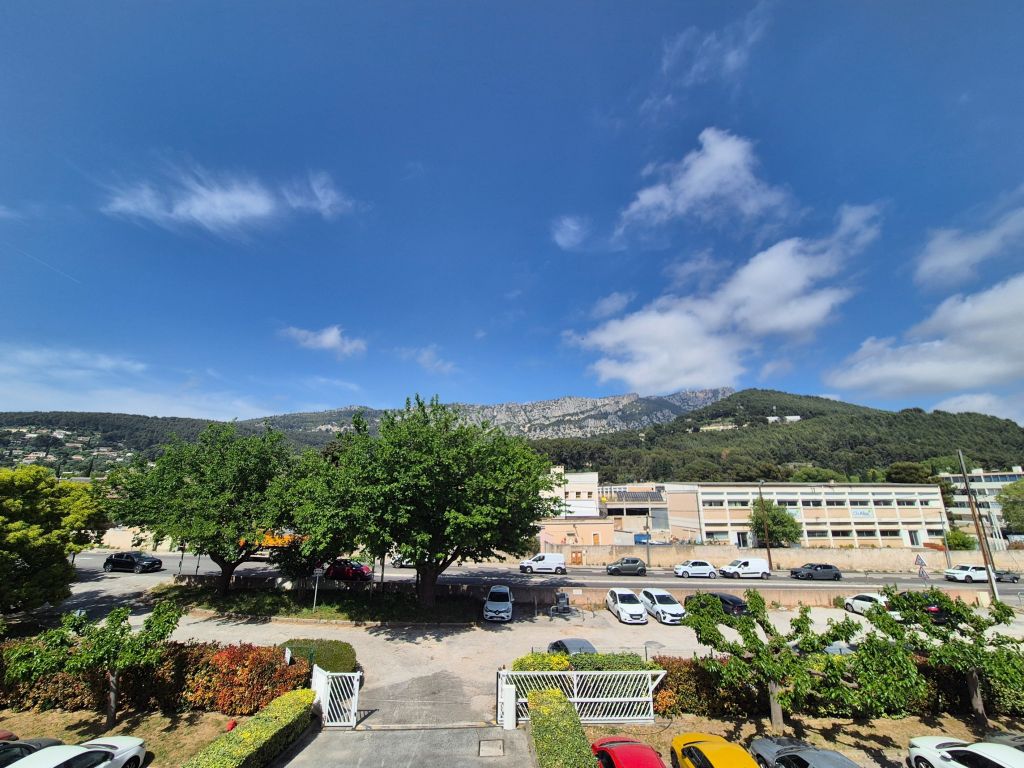 appartement 2 pièces en vente sur LA VALETTE DU VAR (83160)