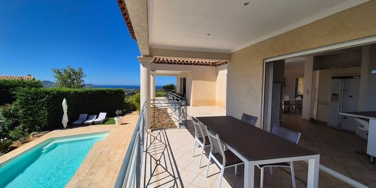 Achat vente appartement maison villas propriétés de Prestige vue mer et bord de mer
